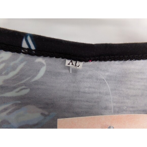 Womens Unbranded rose floral twist top size XL black - Picture 3 of 7